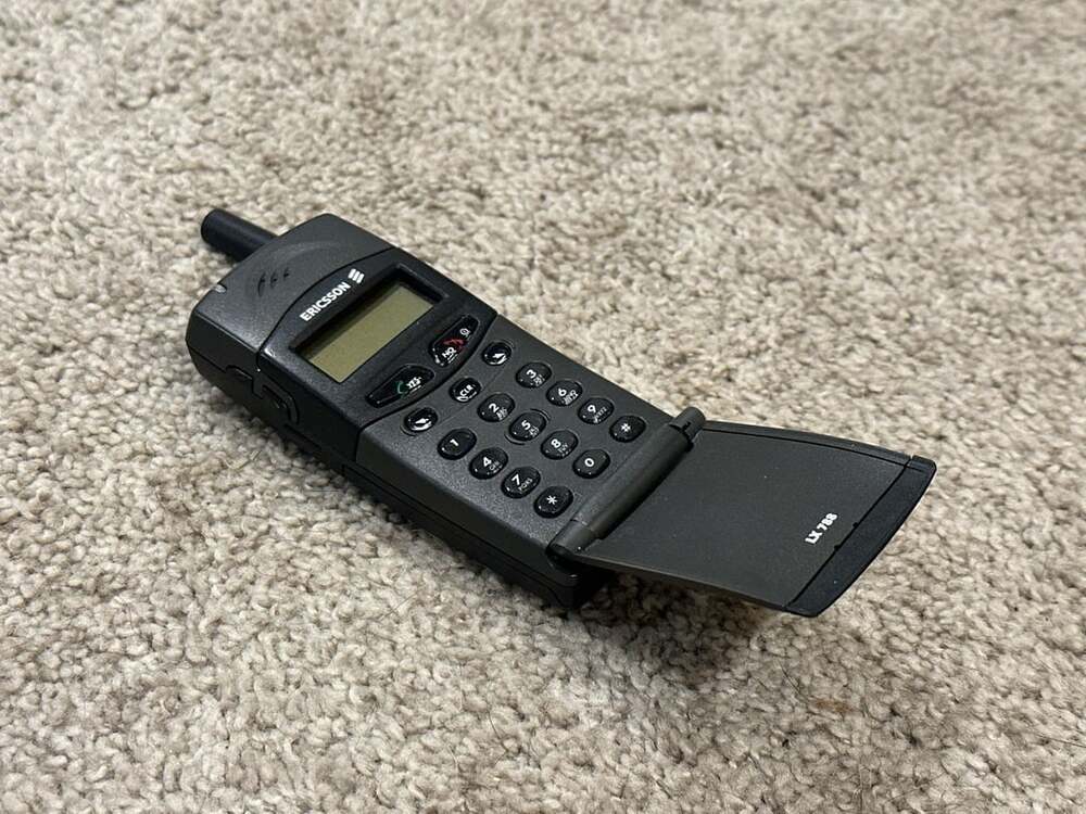 Vintage Ericsson LX 788 AT&T Mobile Phone with Charger and Accessories